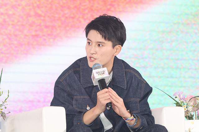 难过的姐姐